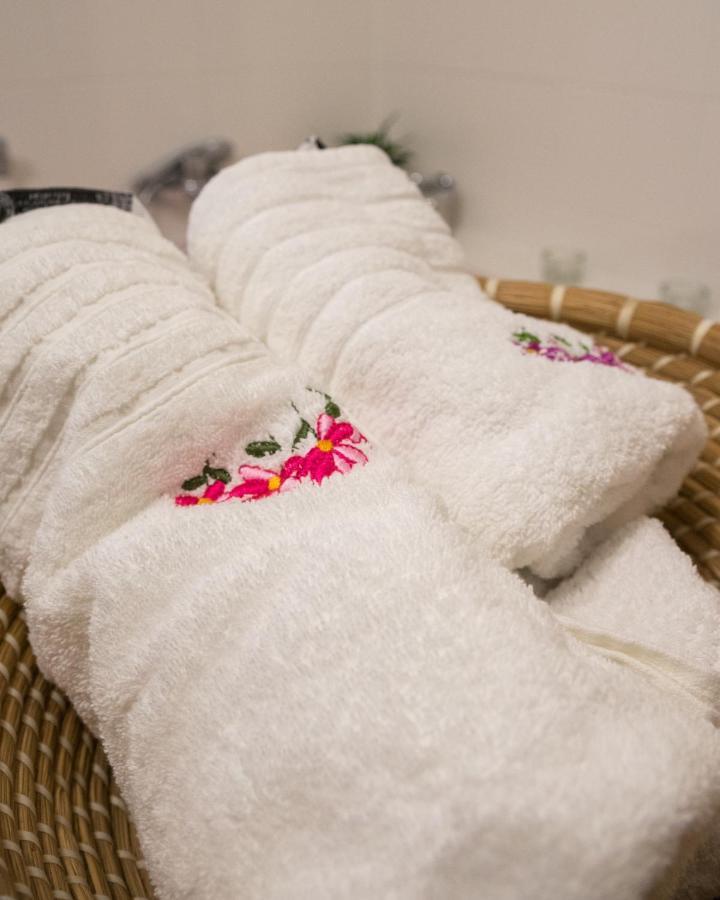 Schoene Ferienwohnung In Kuerten Bagian luar foto